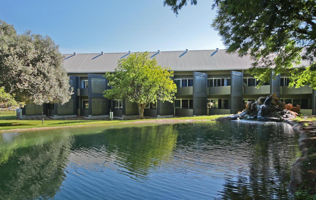 Kupferquelle Resort Tsumeb Bagian luar foto