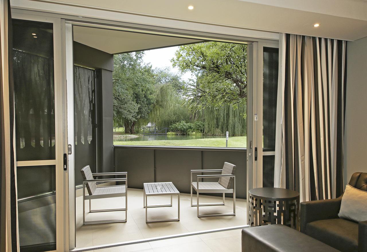 Kupferquelle Resort Tsumeb Bagian luar foto